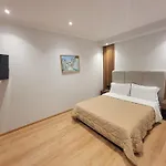 Hotel Enkelana