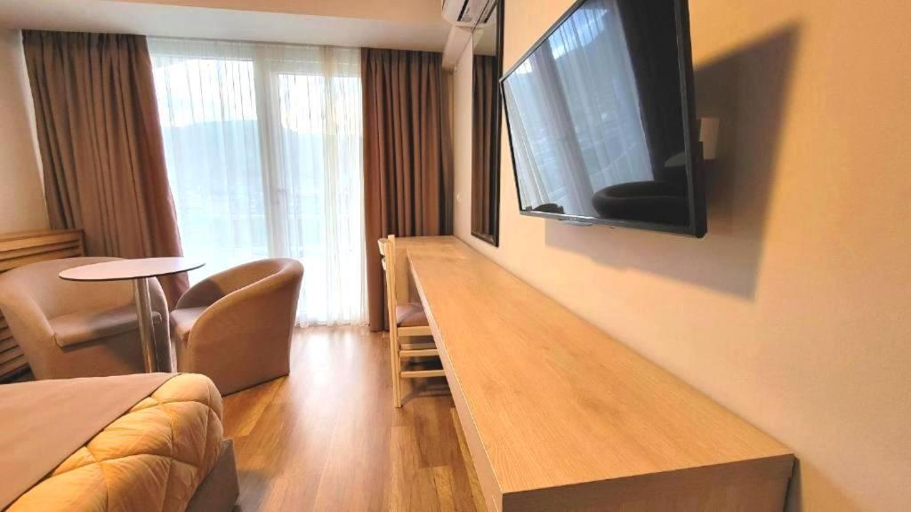 Enkelana 4* Pogradec